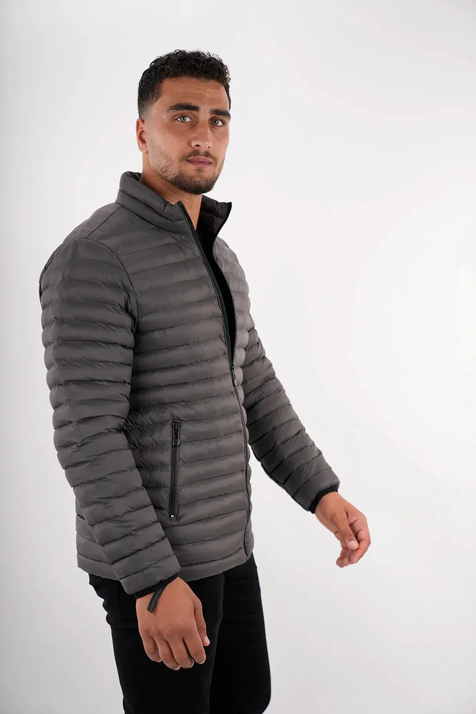 Antra Puffer Jacket With Zipper To Close