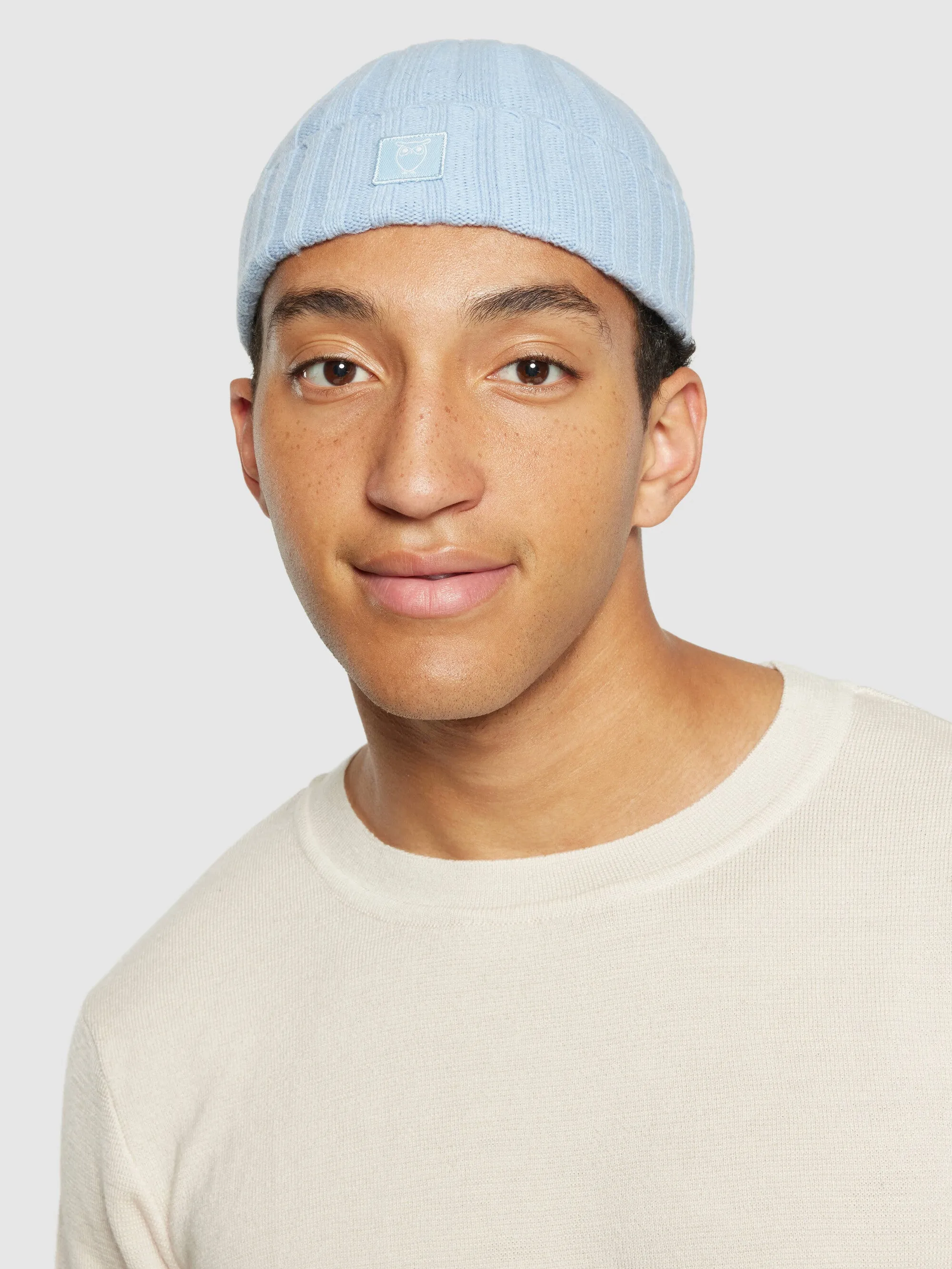 Low wool 5x4 rib beanie - RWS - Asley Blue